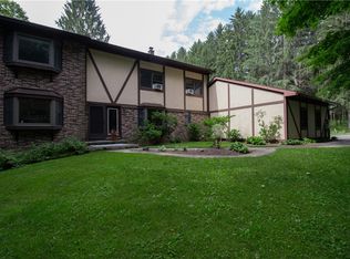 286 Mendon Center Rd, Honeoye Falls, NY 14472