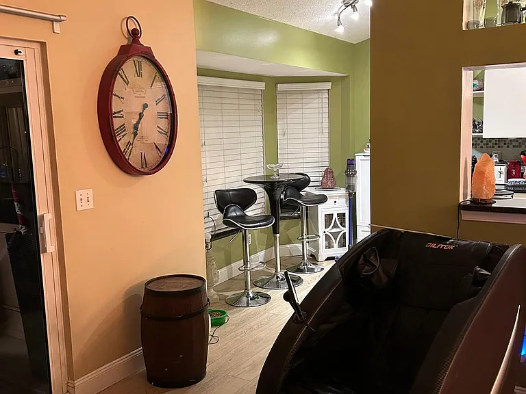 102 SW Glenwood Dr — Photo 22