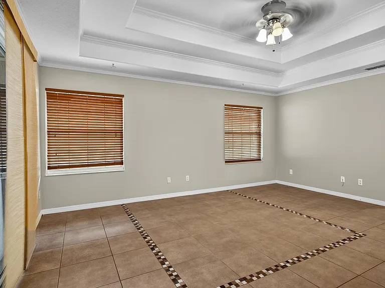 20 Woodford Ln — Photo 22
