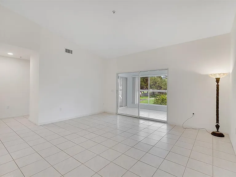 5876 Regal Glen Dr #201 — Photo 16
