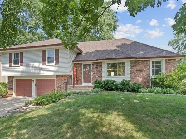 12404 W 68th Ter, Shawnee, KS 66216