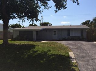 302 Balsam St, Palm Beach Gardens, FL 33410