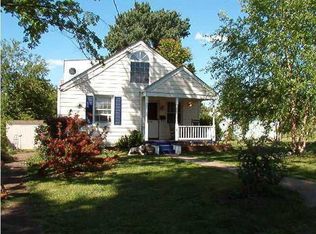 1405 Chesapeake St, Charlottesville, VA 22902