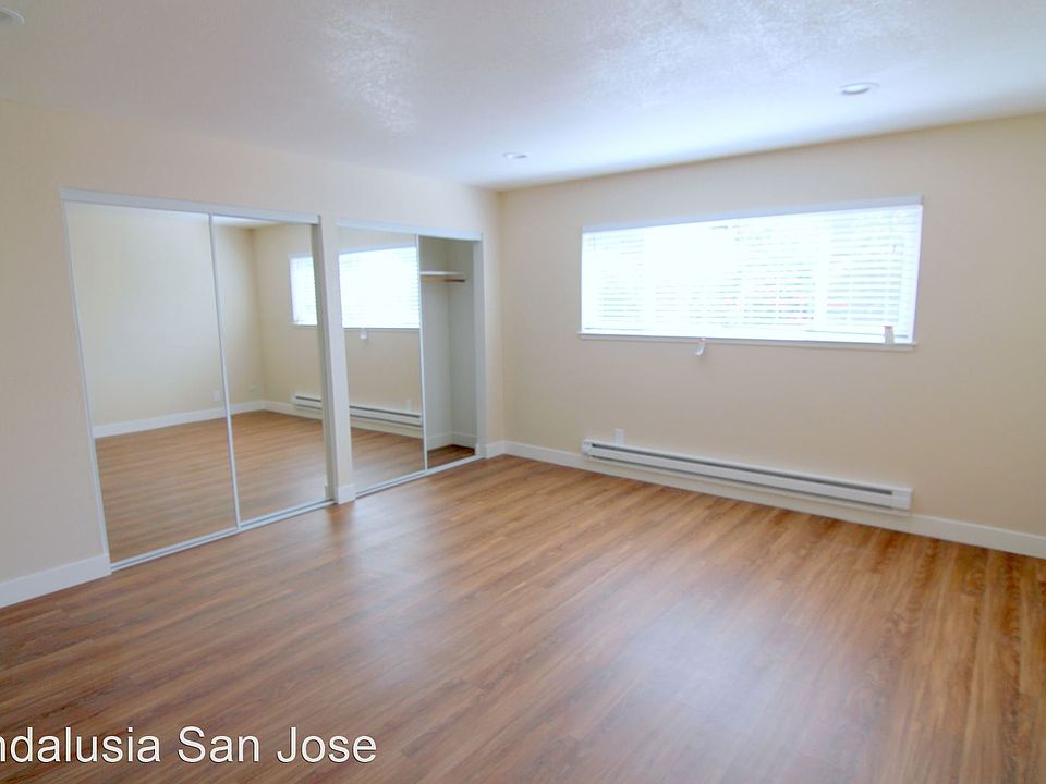1st image of 3730 Moorpark Ave #24