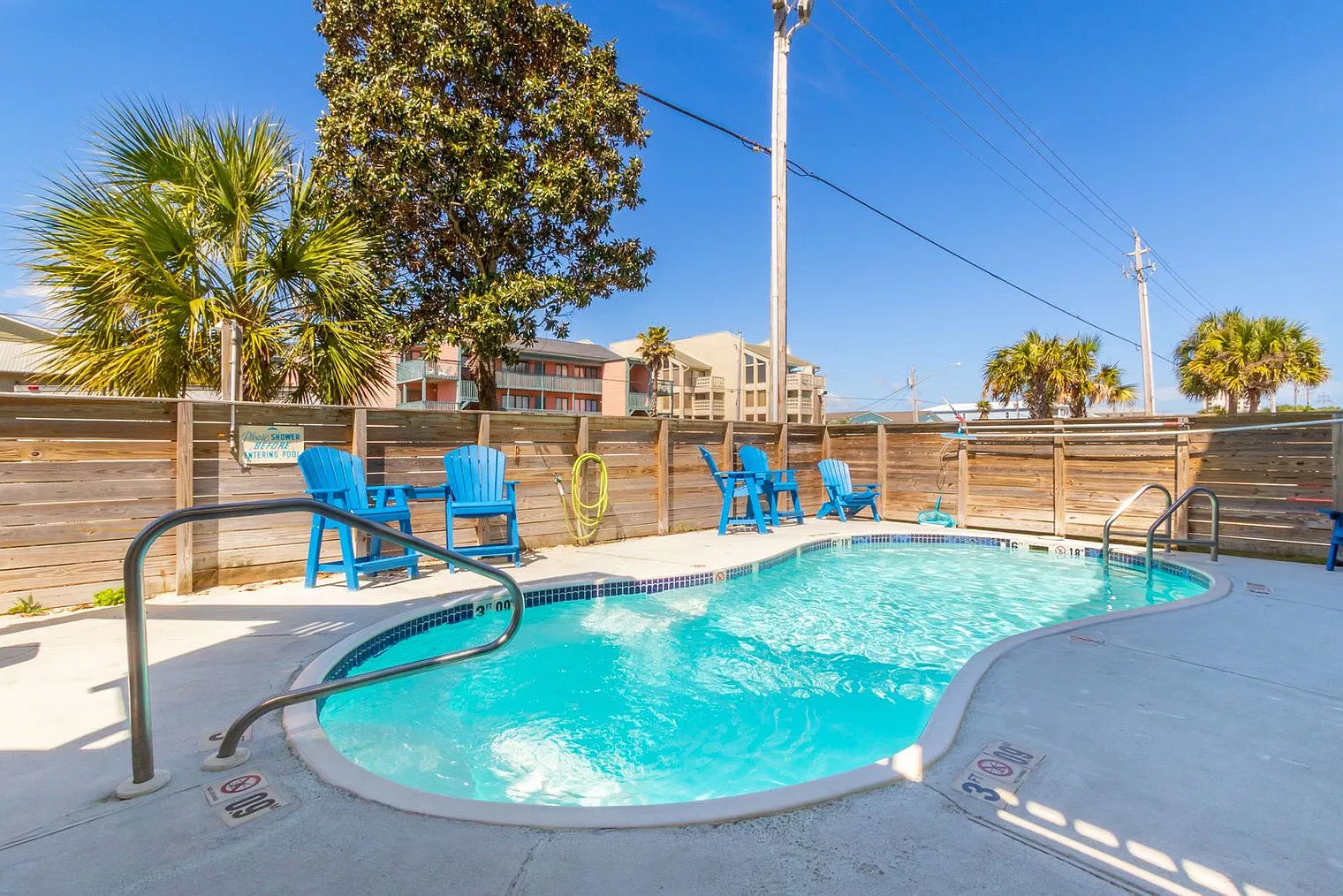 1159 W Beach Blvd — Photo 4