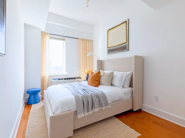 343 4th Avenue image 15 of 24