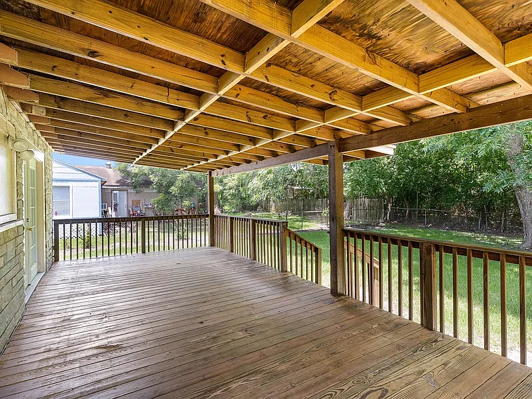 6717 Carver Ave — Photo 9