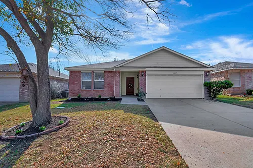 1037 Triple Crown Dr Photo 1