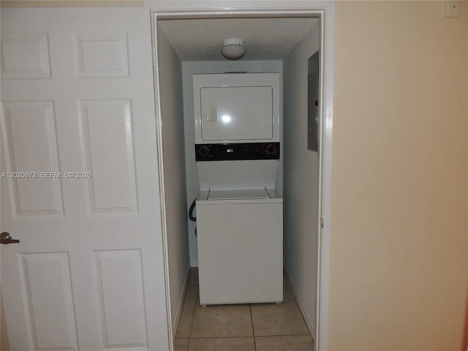 Royal Grand Condo — Photo 3