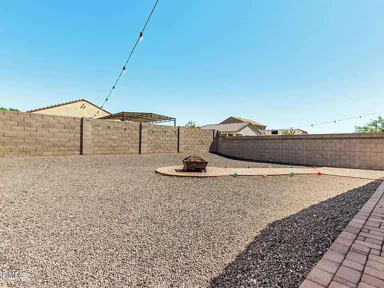 11204 W Mobile Ln — Photo 35
