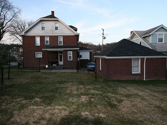 5th image of 1128 Lincoln Way