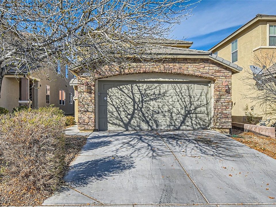 1st image of 10106 Hollis Mountain Ave