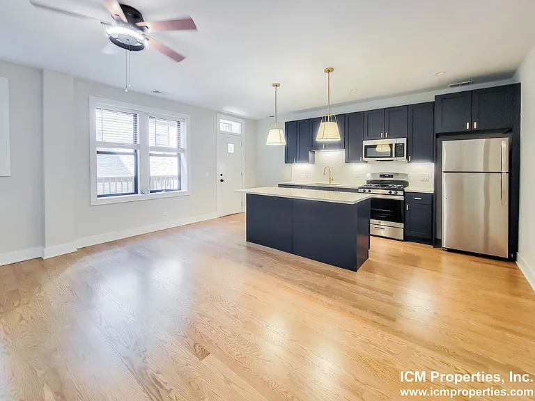 4405 N Seeley Ave #1 — Photo 3