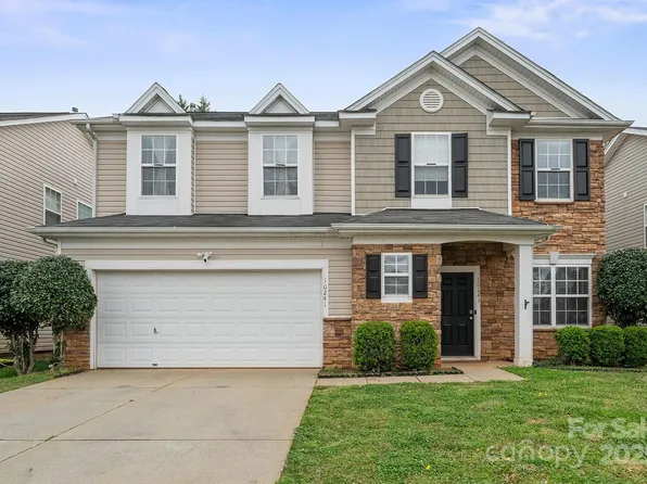 10241 Barrands Ln, Charlotte, NC 28278