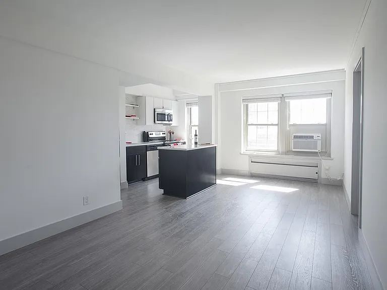 Dining/Living room