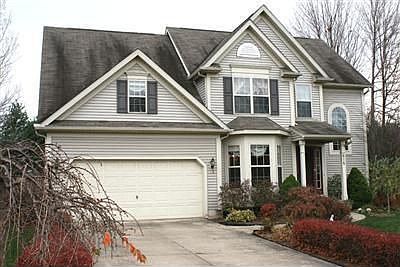 1st image of 616 Royal Woods Dr