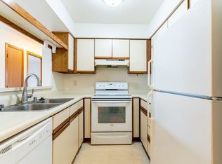 4718 Dale St #1, Mc Farland, WI 53558