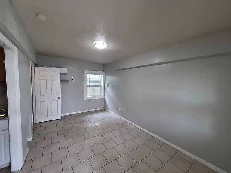 115 Caldwell St #2 — Photo 3