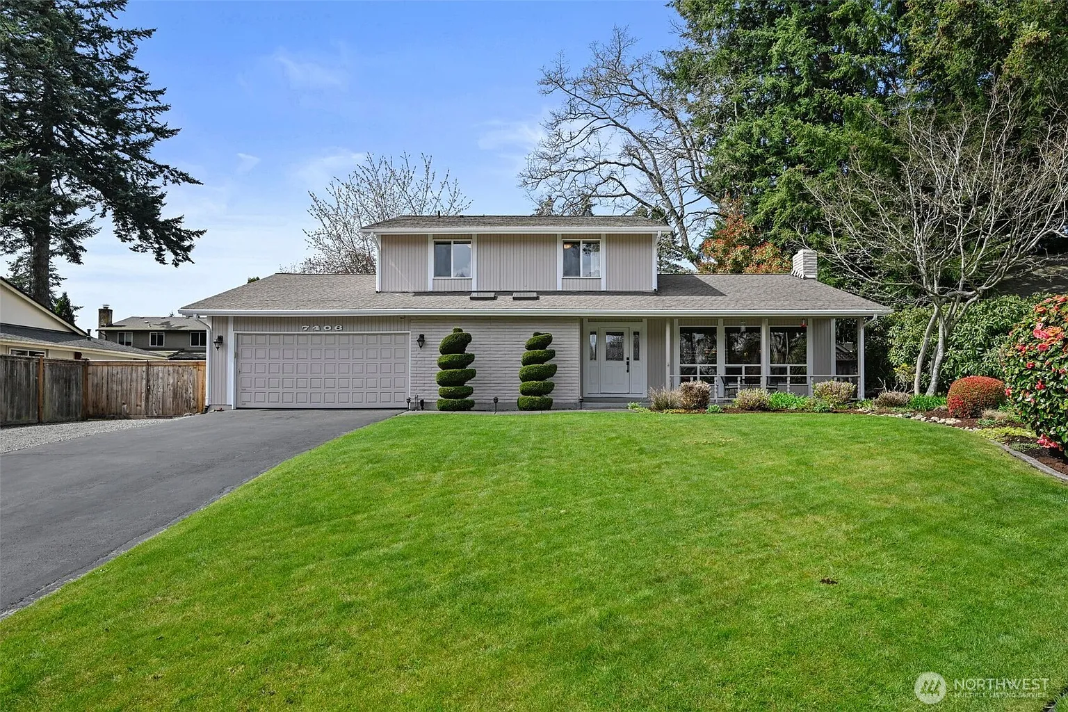 7406 90th Avenue SW photo 1