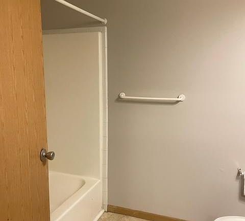 3rd image of 417 Winters St