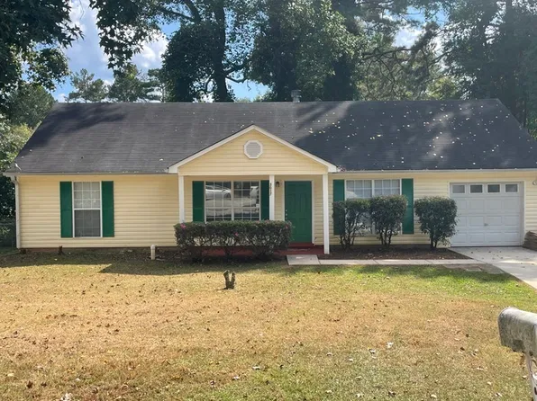 3017 Deerfield Way, Rex, GA 30273