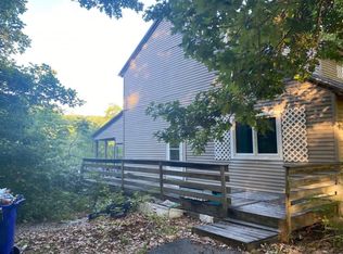 32 Emerald Cir, Goffstown, NH 03045