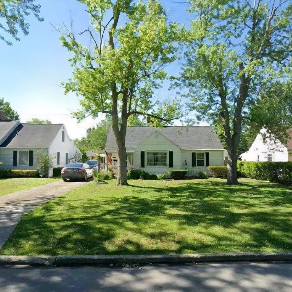 Building Photo - 1467 E Park Rd