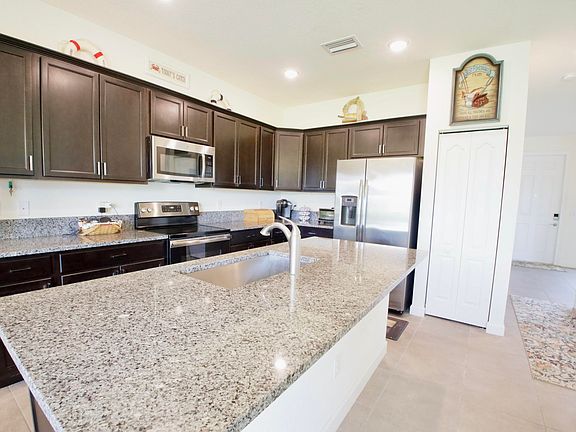 5th image of 9854 E Villa Circle