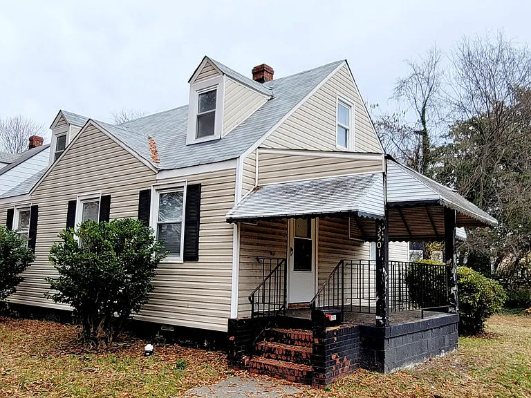 3501 Meadowbridge Rd — Photo 2
