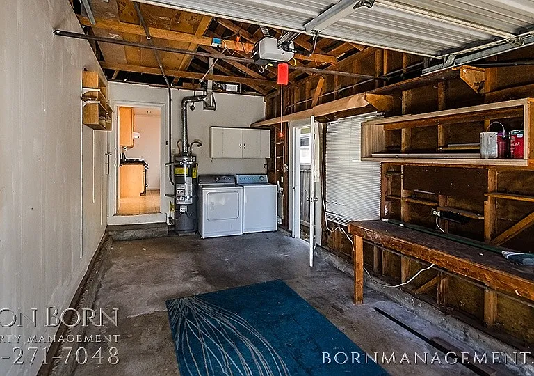 1351 Chestnut St — Photo 35