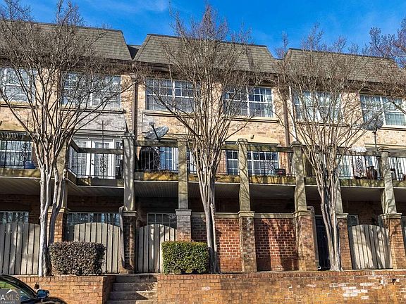 5th image of 6980 Roswell Rd Unit C5