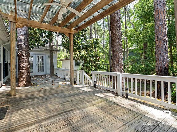 2nd image of 122 Forney Johnston Dr