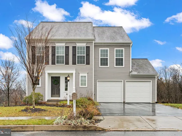 7020 Beech Tree Dr, Harrisburg, PA 17111