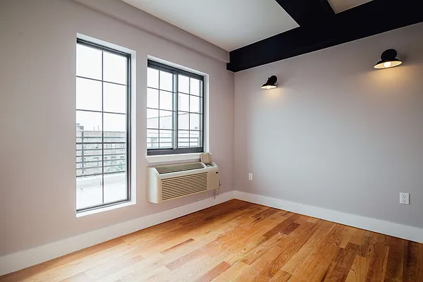 Rented by Nooklyn NYC LLC | media 4
