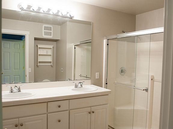 5th image of 1455 Huckleberry Cir