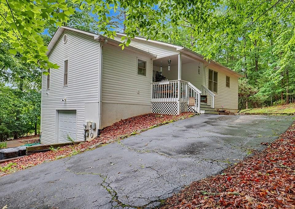 1st image of 15 Dale Dr