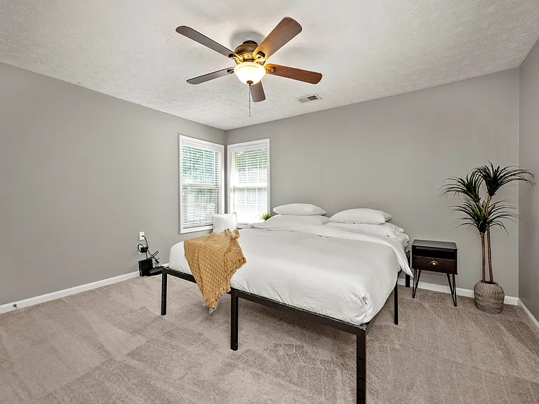 4016 Kenesaw Dr — Photo 39