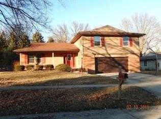 34 Ashley Ln, Champaign, IL