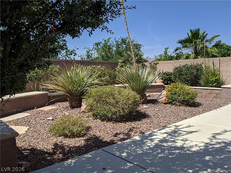 7437 Ravines Ave — Photo 27