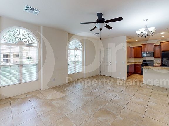 4th image of 4714 E Waterman St Unit 102