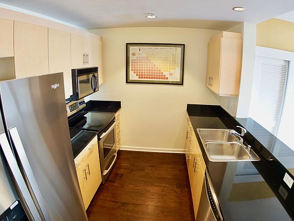 5th image of 1655 Mission St Unit 846
