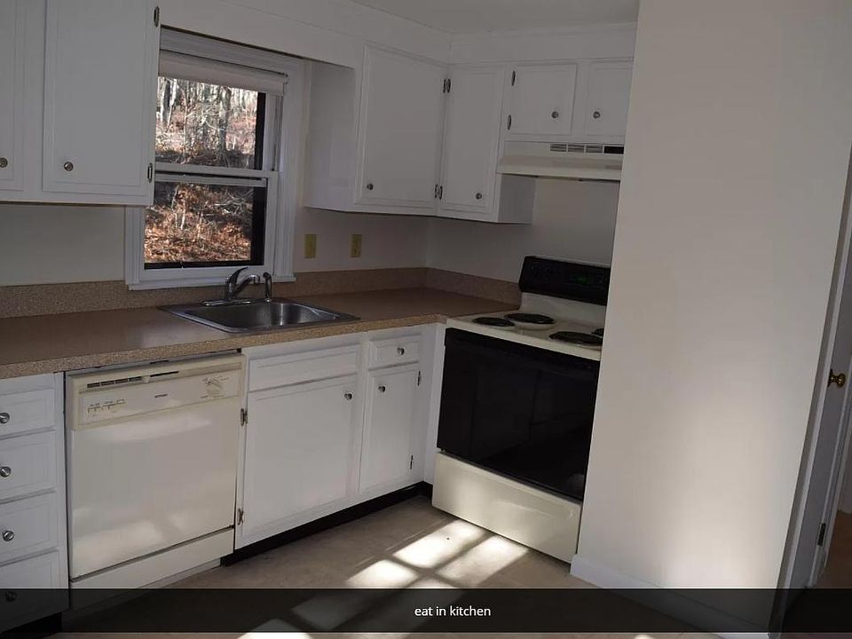 2nd image of 41 Abbott Rd