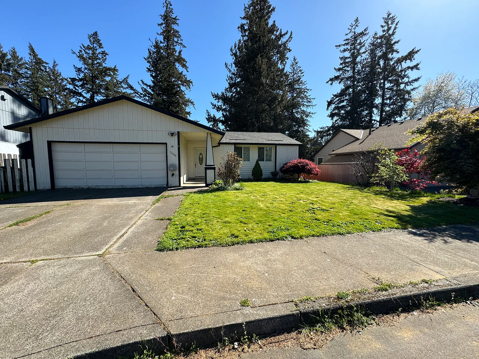 12608 SE Cora St — Photo 1