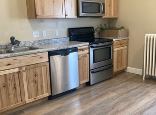 85 Victoria St N APT 2, Saint Paul, MN 55104