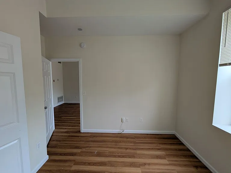 59-67 Elizabeth St #58 — Photo 10