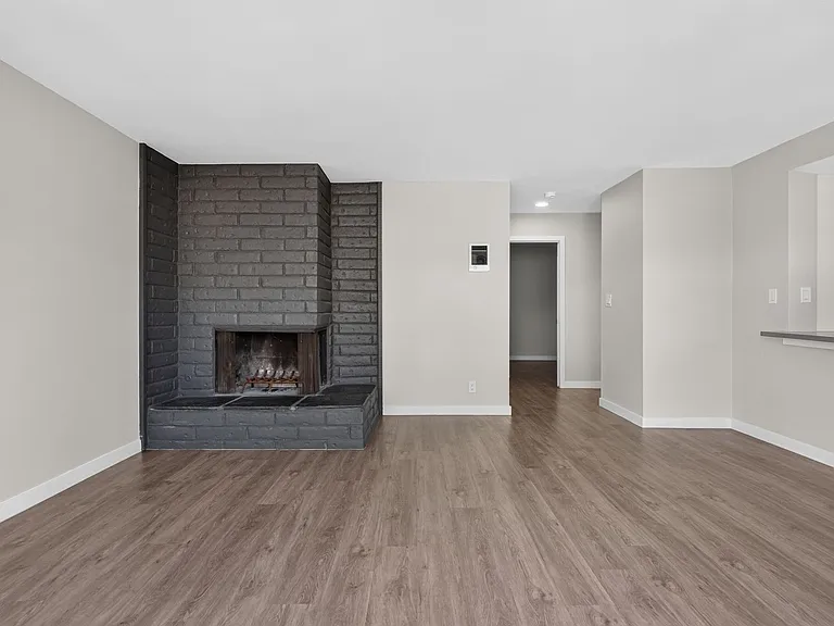 425 Coronado Ave — Photo 19