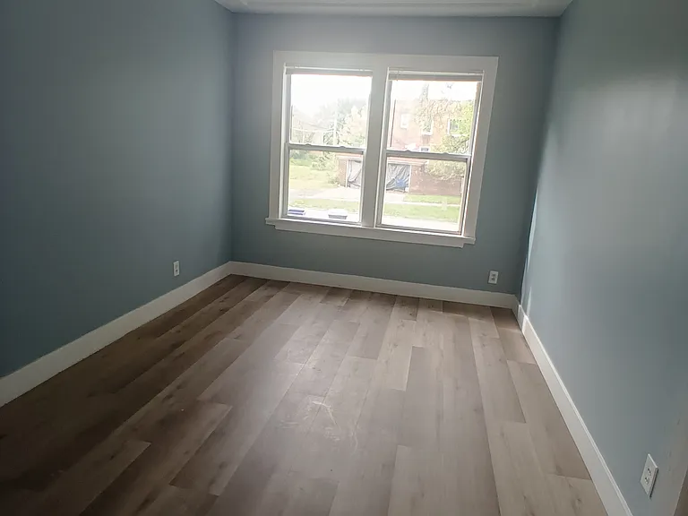 2417B Lasalle St #2417 — Photo 2