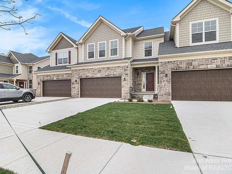 3343 Roseford Blvd — Photo 3