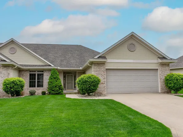 210 River Park Dr, Middlebury, IN 46540
