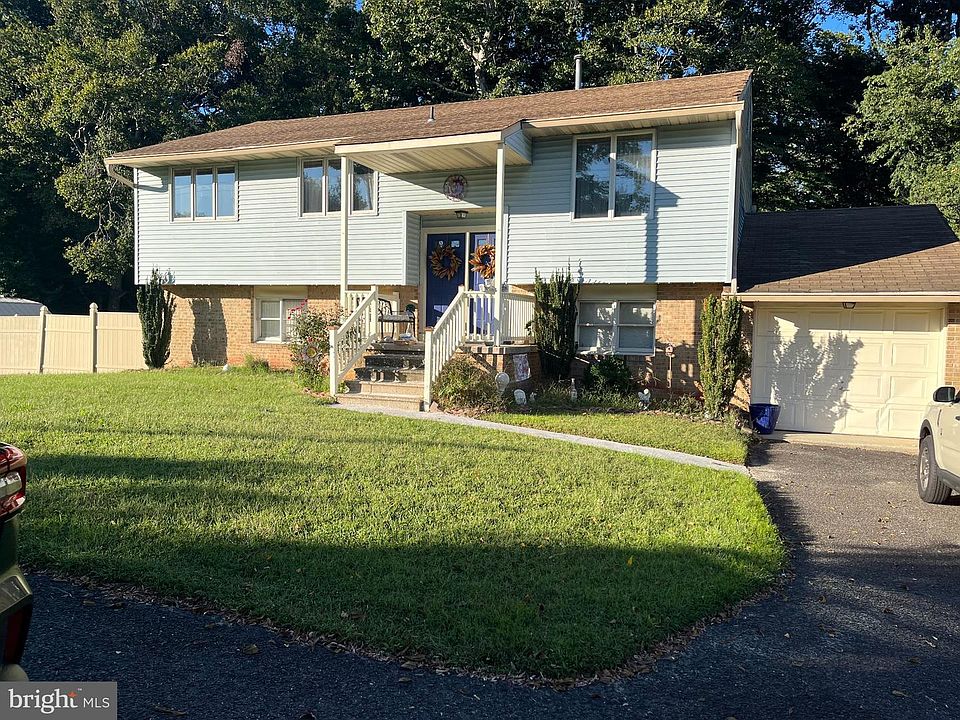 1st image of 1025 Chews Landing Rd